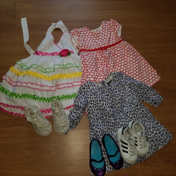 Bundlen of 6 pieces of Girls clothes size 18months - Picture 4 of 4